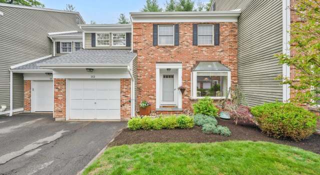 Photo of 112 Tunxis Vlg #112, Farmington, CT 06032