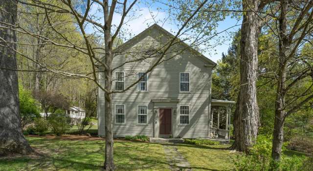 Photo of 212 Main St N, Woodbury, CT 06798