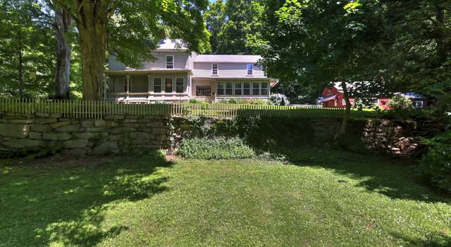 Photo of 212 Main St N, Woodbury, CT 06798