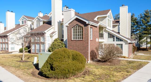 Photo of 32 Carriage Crossing Ln #32, Middletown, CT 06457