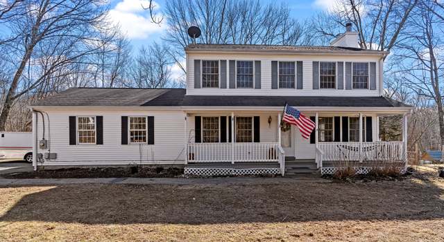 Photo of 39 Huntington Dr, Plainfield, CT 06374