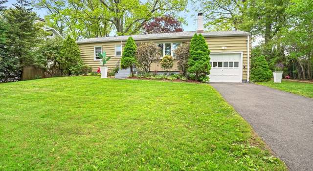 Photo of 20 Old Wagon Rd, Greenwich, CT 06870