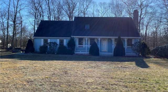Photo of 8 Fran Ln, Colchester, CT 06415