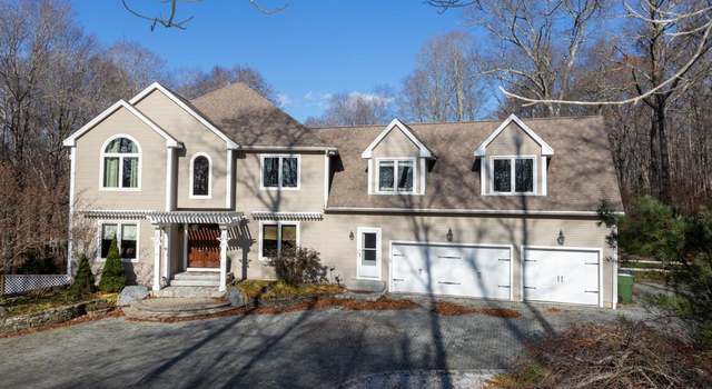 Photo of 22 Waterhouse Ln, Chester, CT 06412