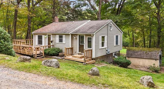 Photo of 69 Westford Dr, Ashford, CT 06278