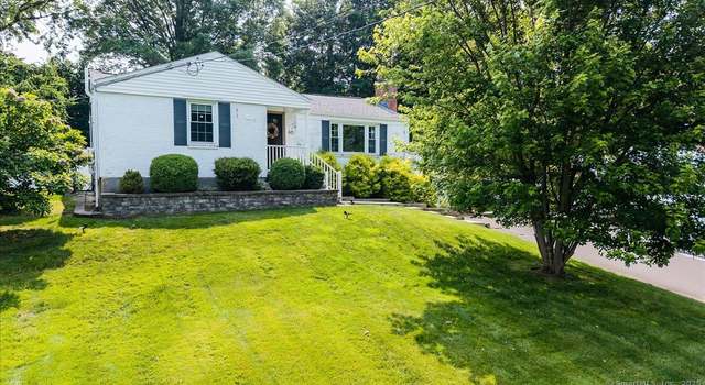 Photo of 60 Davenport Rd, West Hartford, CT 06110