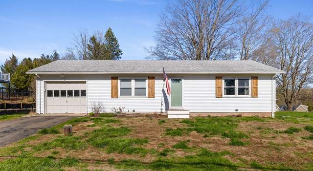 Photo of 4 Aresco Dr, Middlefield, CT 06481