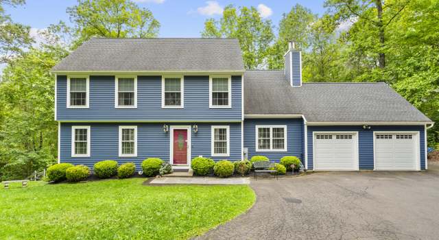 Photo of 12 Colonial Heights Rd, East Haven, CT 06473