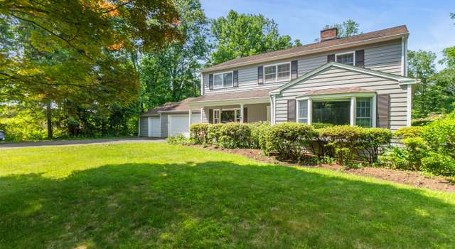 Photo of 166 Kohanza St, Danbury, CT 06811