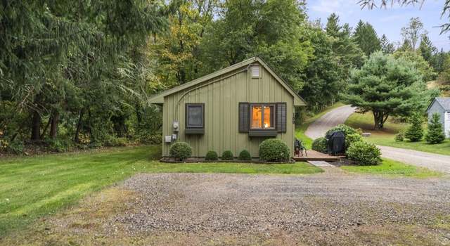 Photo of 185 Chaplin Rd, Eastford, CT 06242