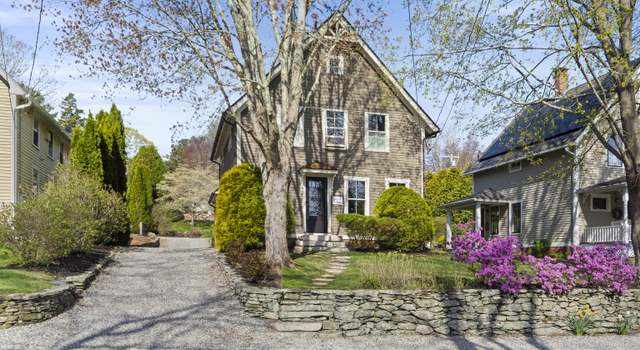 Photo of 239 High St, Groton, CT 06355