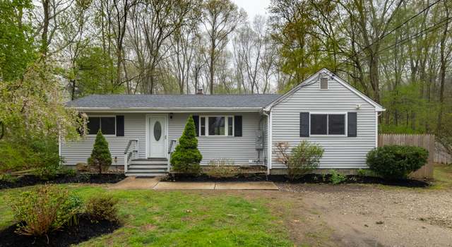 Photo of 126 Hillcrest Dr, Hebron, CT 06231