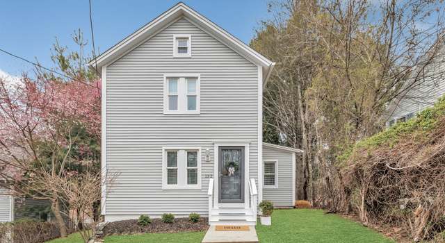 Photo of 132 Pequot Ave, Fairfield, CT 06890