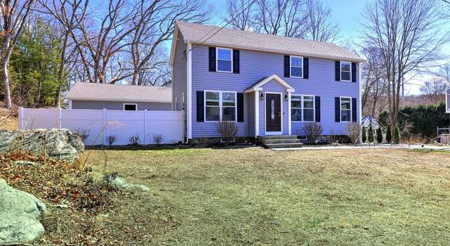 Photo of 58 Shadduck Rd, Middlebury, CT 06762