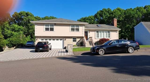 Photo of 115 Kendall Cir, Waterbury, CT 06708