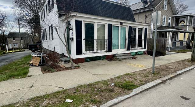 Photo of 94 Blackhall St, New London, CT 06320