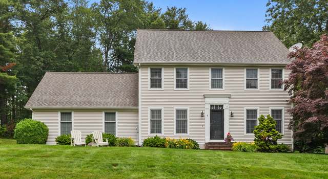 Photo of 8 Lookout Lndg, Ellington, CT 06029