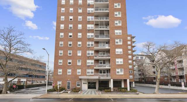 Photo of 444 Bedford St Apt 3R, Stamford, CT 06901