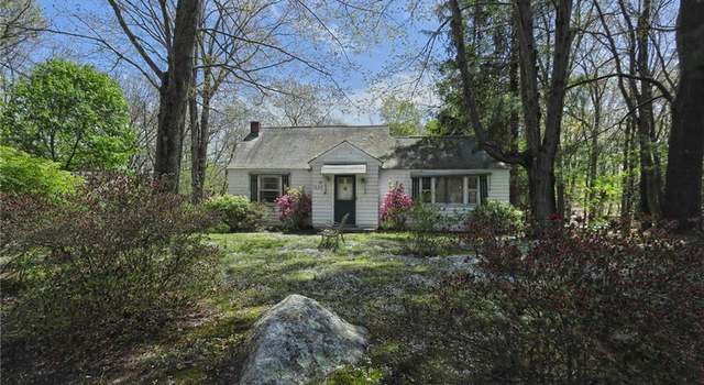 Photo of 1025 Willard Rd, Orange, CT 06477