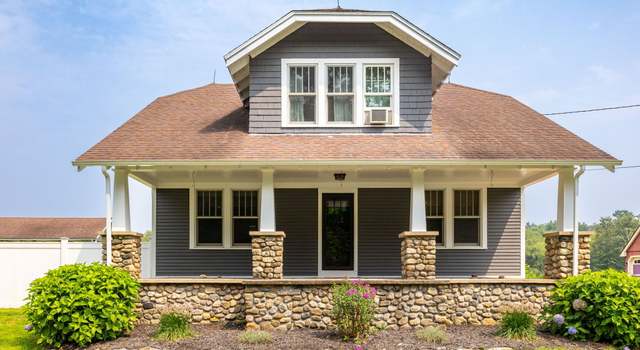 Photo of 230 Town Hill Rd, New Hartford, CT 06057