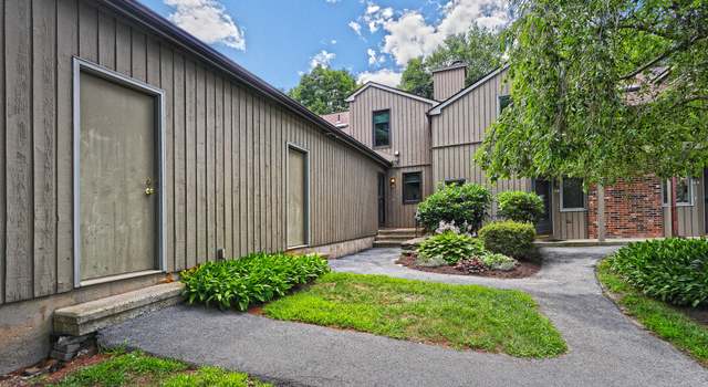 Photo of 31 Far View Cmns #31, Southbury, CT 06488