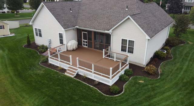Photo of 30 Acorn Dr, Windsor Locks, CT 06096