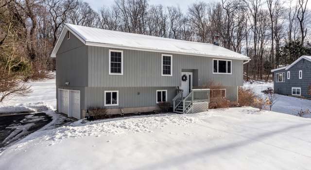 Photo of 6 Candleview Dr, Sherman, CT 06784