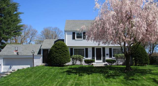 Photo of 110 Richmond Ln, West Hartford, CT 06117