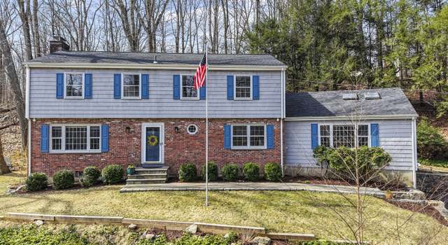 Photo of 20 Mountain Trl, Stamford, CT 06903