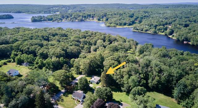 Photo of 19 Eli Chapman Rd, Moodus, CT 06469
