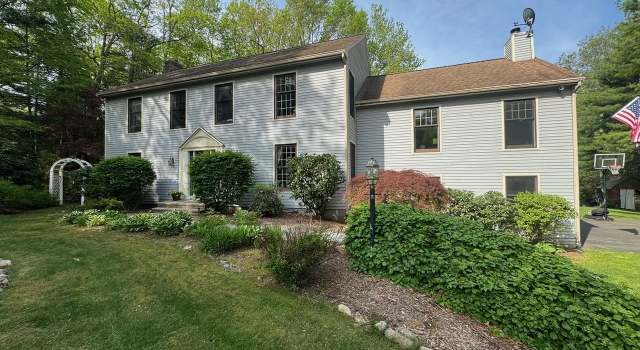 Photo of 9 Pheasant Run, Granby, CT 06060