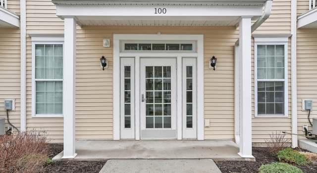 Photo of 124 Center Meadow Ln #124, Danbury, CT 06810