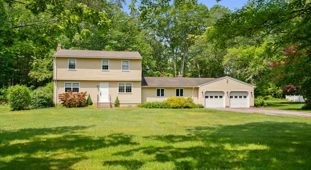 Photo of 4 Sypher Rd, Chester, CT 06412