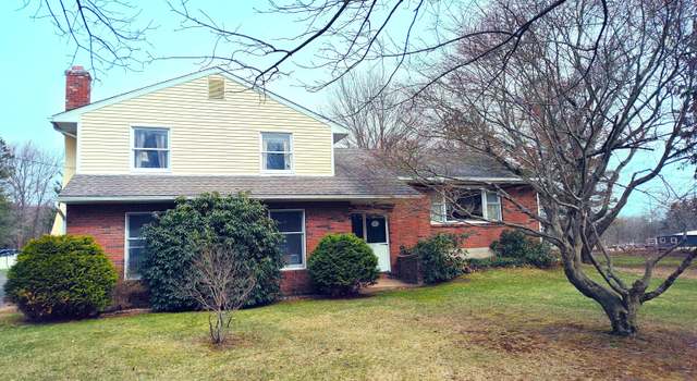Photo of 67 Harrison Ln, Bethlehem, CT 06751