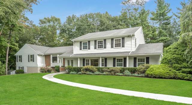 Photo of 75 Bowman Dr, Greenwich, CT 06831
