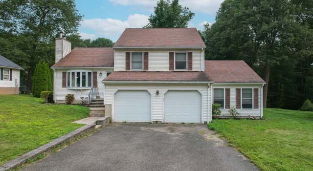 Photo of 33 Mallory Rd, Watertown, CT 06795