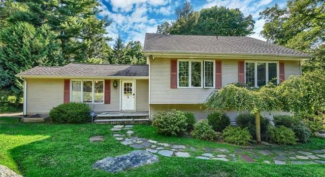 Photo of 9 Flak Ln, New Fairfield, CT 06812