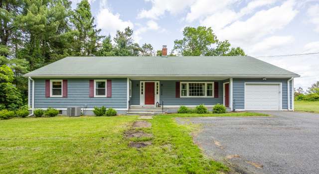 Photo of 126 Newfield St, Middletown, CT 06457