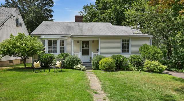 Photo of 22 Pershing St, Norwalk, CT 06851