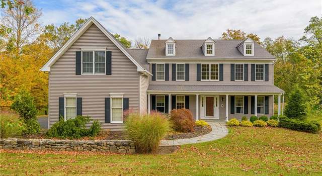 Photo of 5 Chelsea Dr, Danbury, CT 06811