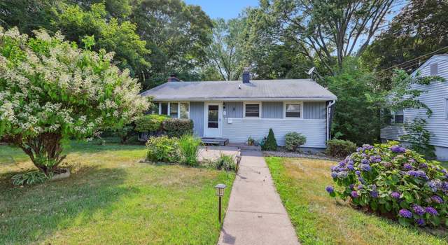 Photo of 2 Horsley Ave, New Haven, CT 06512