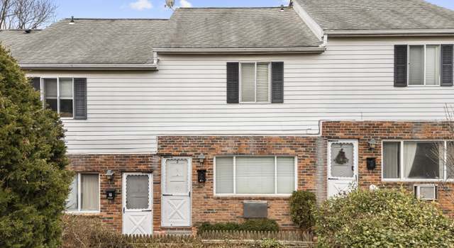 Photo of 463 Cove Rd #8, Stamford, CT 06902