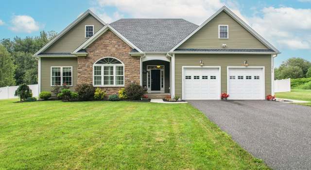 Photo of 1414 Guernseytown Rd, Watertown, CT 06795