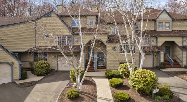 Photo of 48 Jardin Cir #48, Shelton, CT 06484
