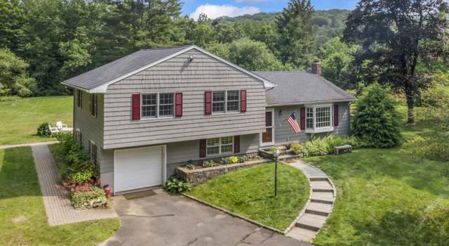 Photo of 128 Walnut Tree Hill Rd, Newtown, CT 06482