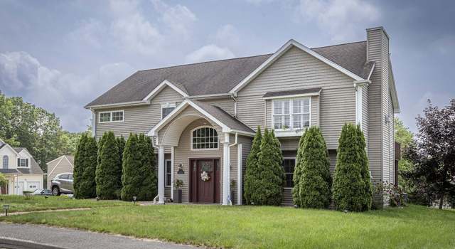 Photo of 9 Iagrossi Dr, Waterbury, CT 06705