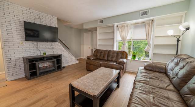 Photo of 183 Thompson St Unit B, East Haven, CT 06513