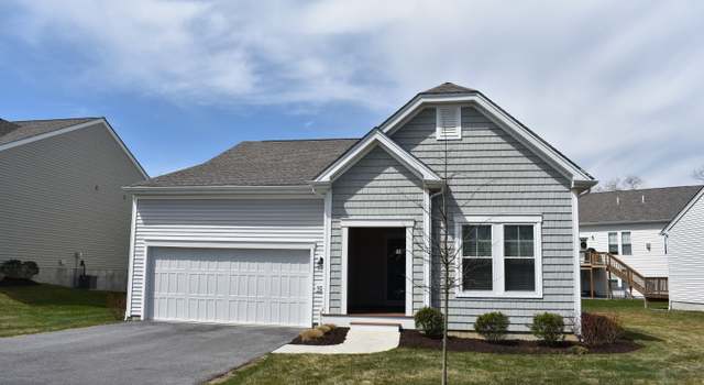 Photo of 922 Tillinghast Dr #922, Oxford, CT 06478
