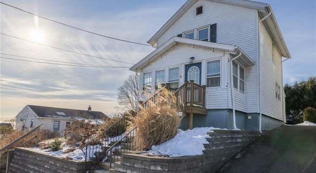 Photo of 96 Arlington St, West Haven, CT 06516