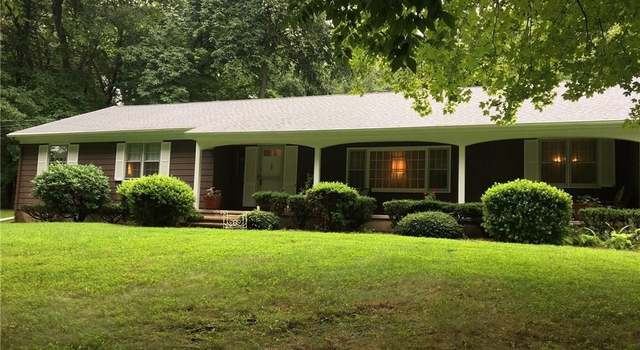 Photo of 965 Rainbow Trl, Orange, CT 06477